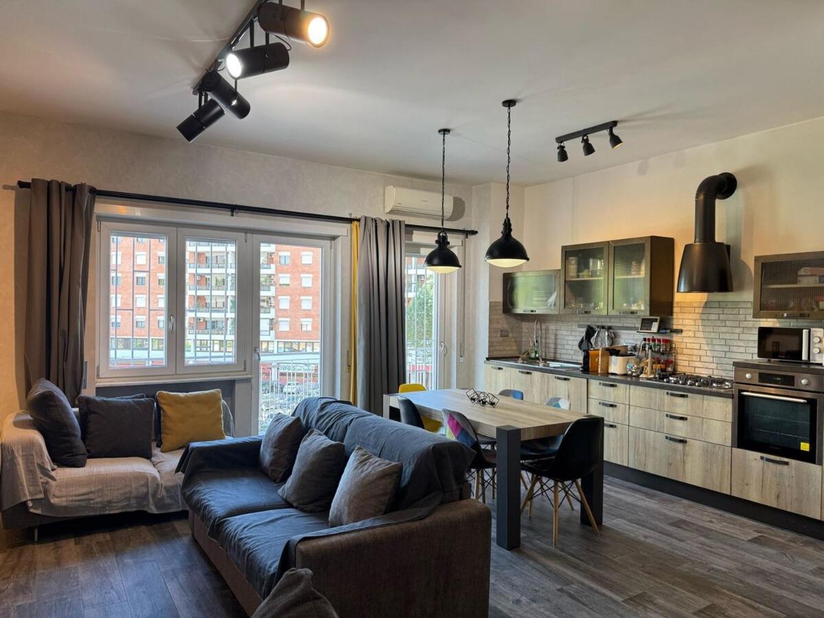 Relax & Explore Stylish In Appartement *